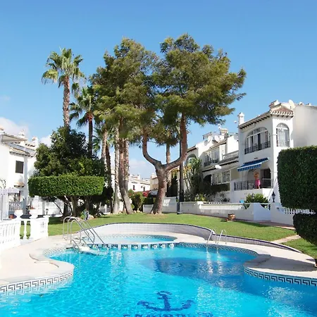 Vakantiehuis Anchor House 5 Min From The Sea *