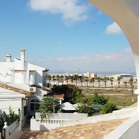 Vakantiehuis Anchor House 5 Min From The Sea Torrevieja