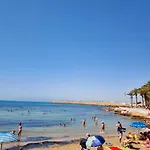 Дом отдыха Anchor House 5 Min From The Sea Торевьиа